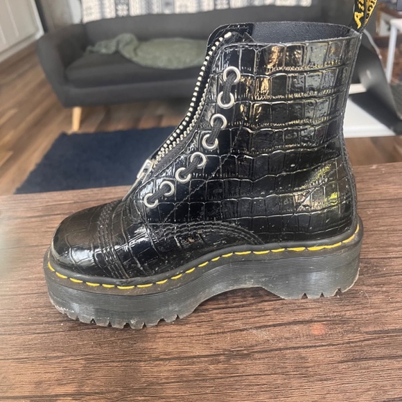 Doc Marten Sinclair Platform Boots - Picture 3 of 5